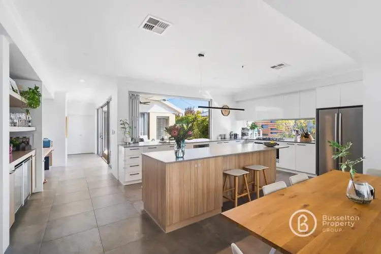Second view of Homely house listing, 68 Gurnard Loop, Kealy WA 6280