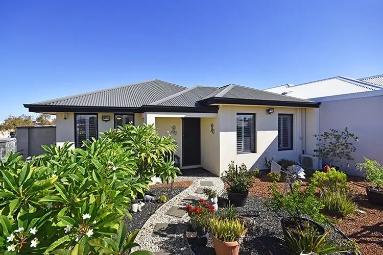 Sixth view of Homely house listing, 11 Macquarie Bend, Ellenbrook WA 6069