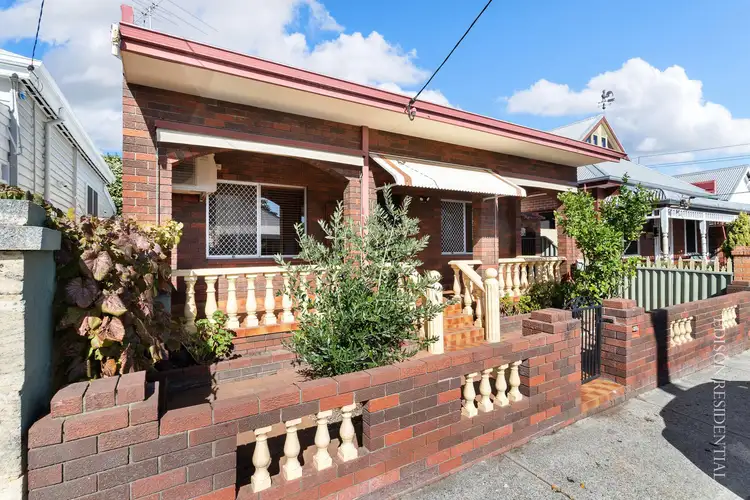 10 Knebworth Avenue, Perth WA 6000