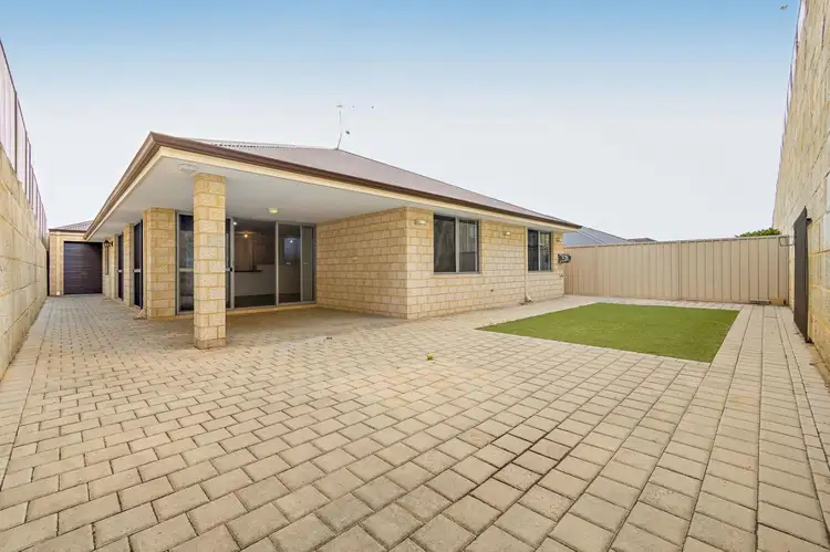 24 Bolton Way, Darch WA 6065
