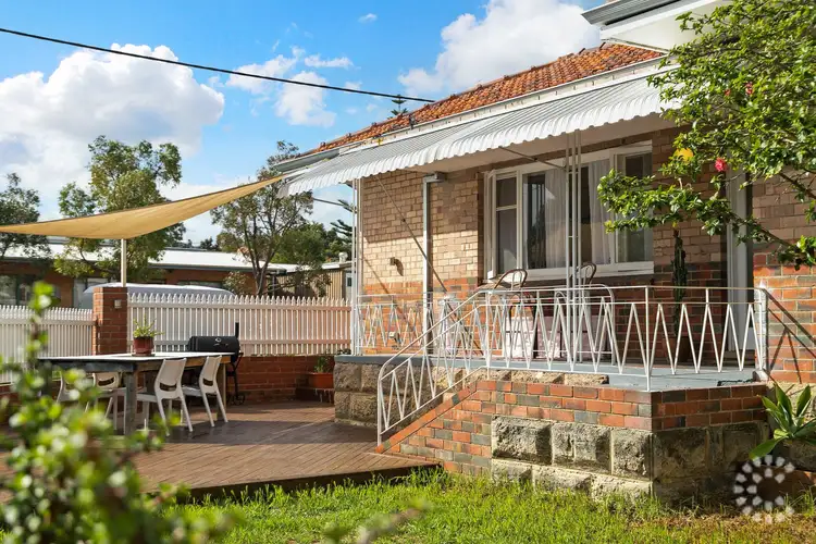 12 Taylor Street, White Gum Valley WA 6162