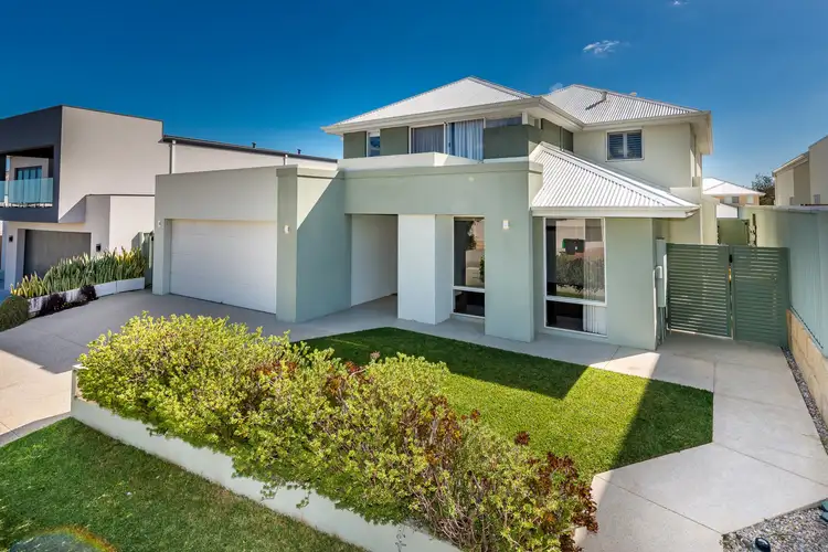 30 Blackpool Promenade, Iluka WA 6028