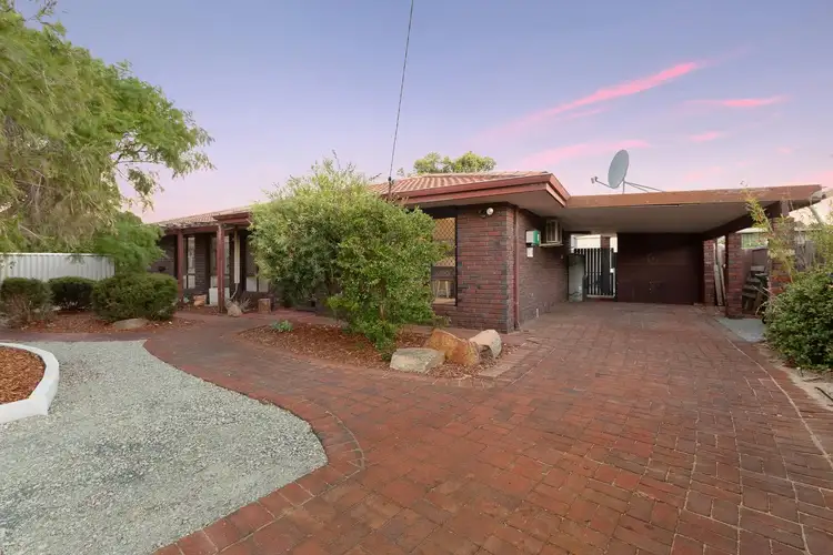 35 Arnos Way, Girrawheen WA 6064