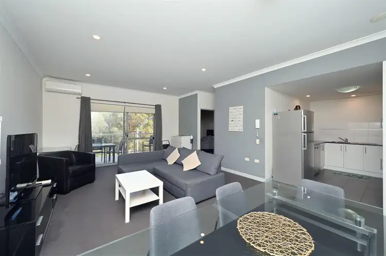 21/88 Lakeside Drive, Joondalup WA 6027