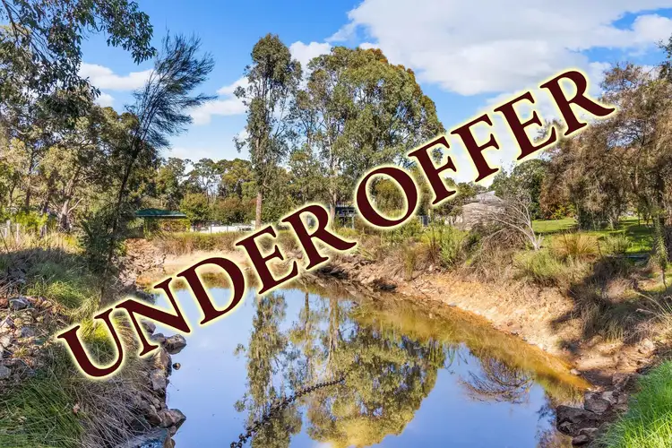 21-23 Yilgarn Street, Mundaring WA 6073