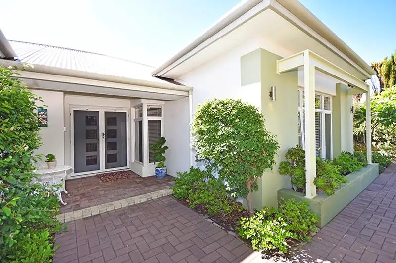 Main view of Homely house listing, 34 St Fillans Bend, Wanneroo WA 6065