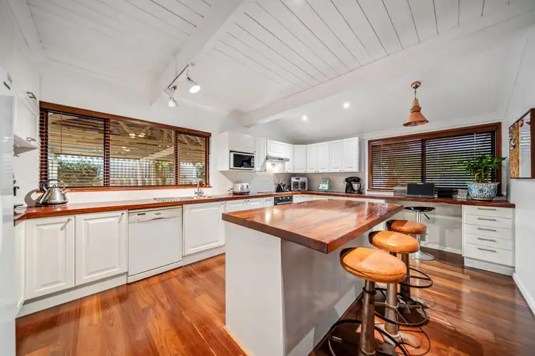 Sixth view of Homely house listing, 6 Colgrave Way, Duncraig WA 6023