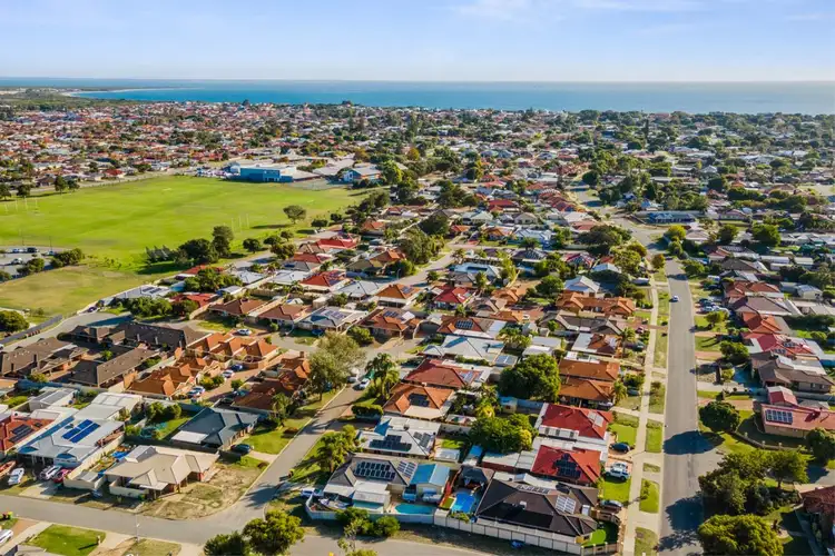 Fifth view of Homely house listing, 3 Manta Court, Warnbro WA 6169