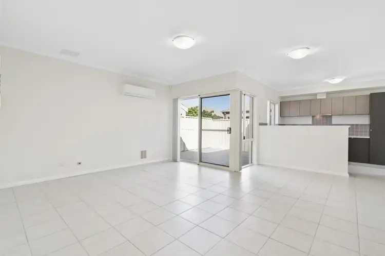Third view of Homely house listing, 7/15 Durling Place, Kelmscott WA 6111