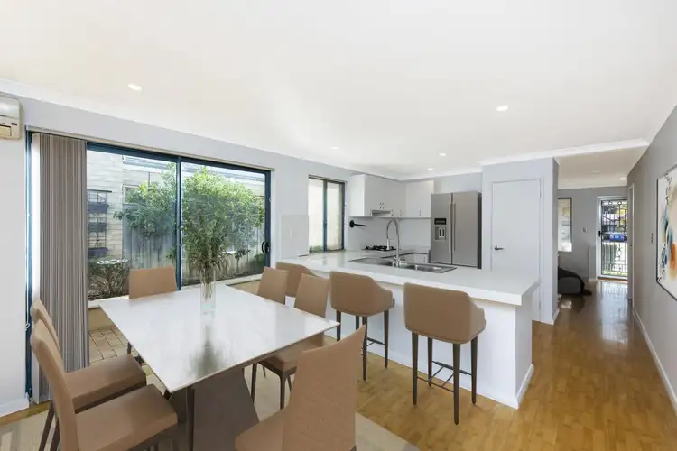 Sixth view of Homely house listing, 33 Centre Circle, Ellenbrook WA 6069