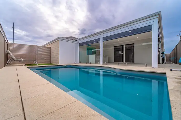 24 Aquamarine Parade, Karnup WA 6176