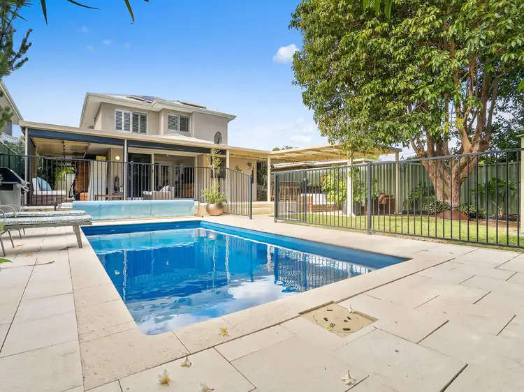 8A Ventnor Avenue, Mount Pleasant WA 6153
