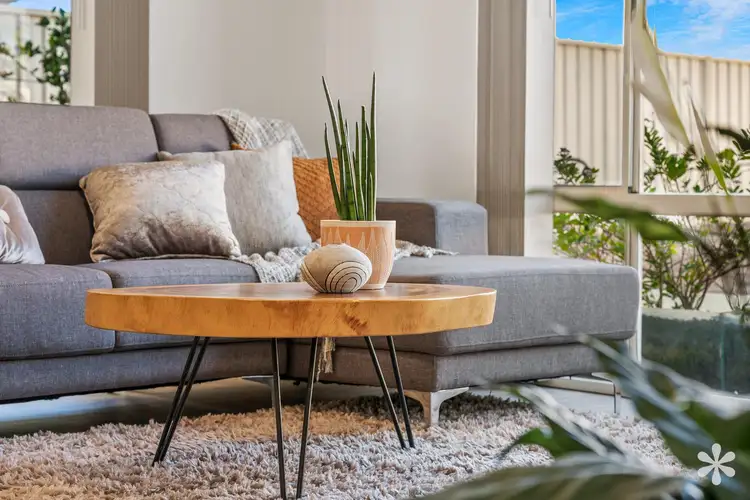 23 Riverina Parade, Lake Coogee WA 6166