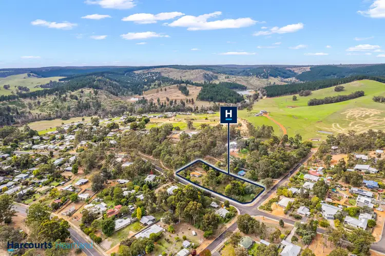 59 Carey Street, Nannup WA 6275