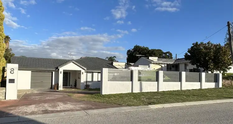 8 Coonewarra Way, Quinns Rocks WA 6030