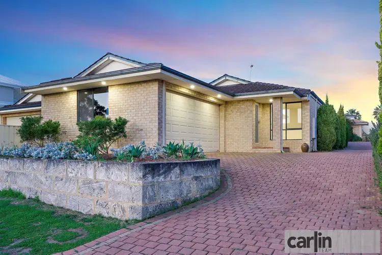 2/6 Anka Gardens, Lake Coogee WA 6166