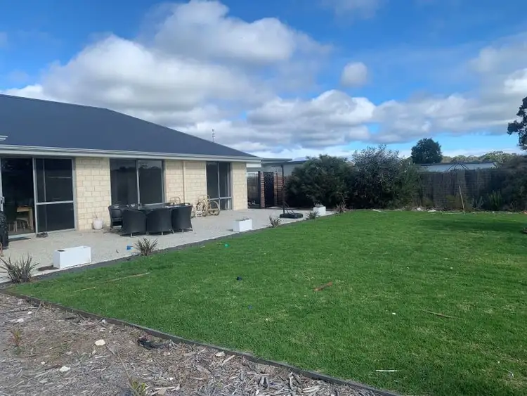 6 McDowell Road, Witchcliffe WA 6286