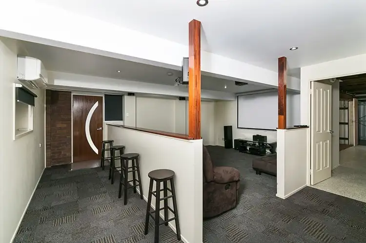 190 Pine Mountain Road, Brassall QLD 4305