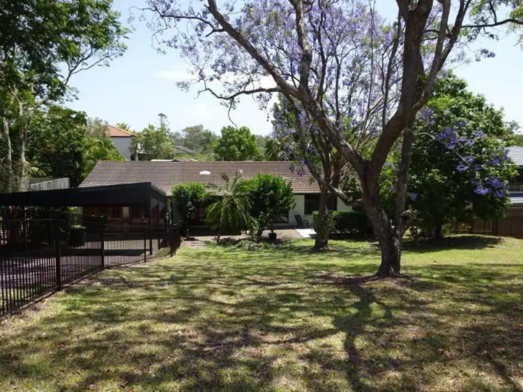 7 Castile Street, Indooroopilly QLD 4068