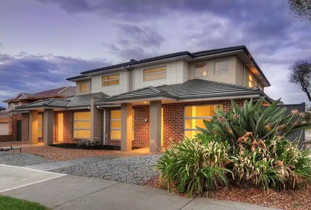 2/56 Leamington Street, Reservoir VIC 3073