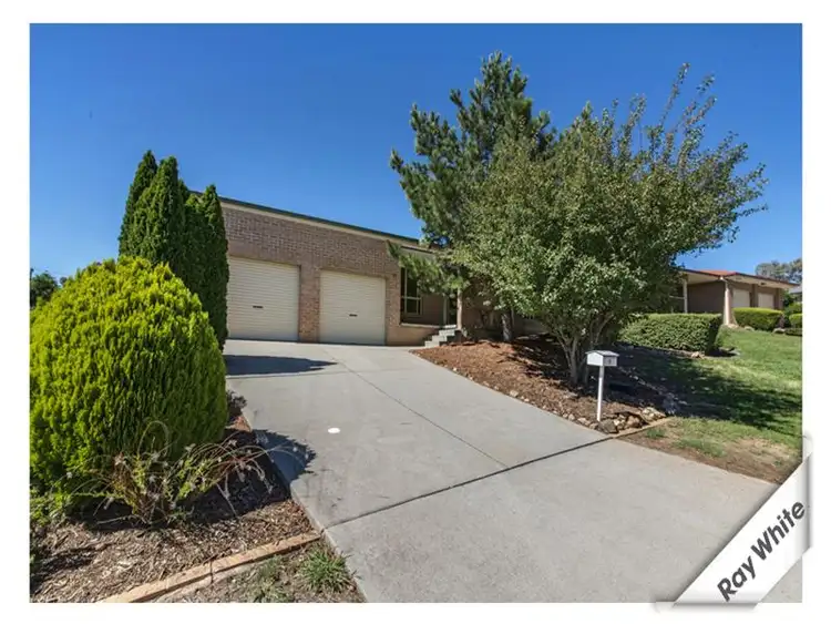 13 Nimbus Place, Karabar NSW 2620