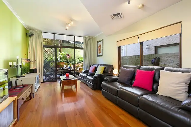 25/2 Artarmon Road, Willoughby NSW 2068