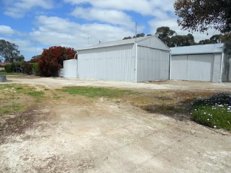 17 - 20 Eighth St and Ramsay Terrace, Bordertown SA 5268