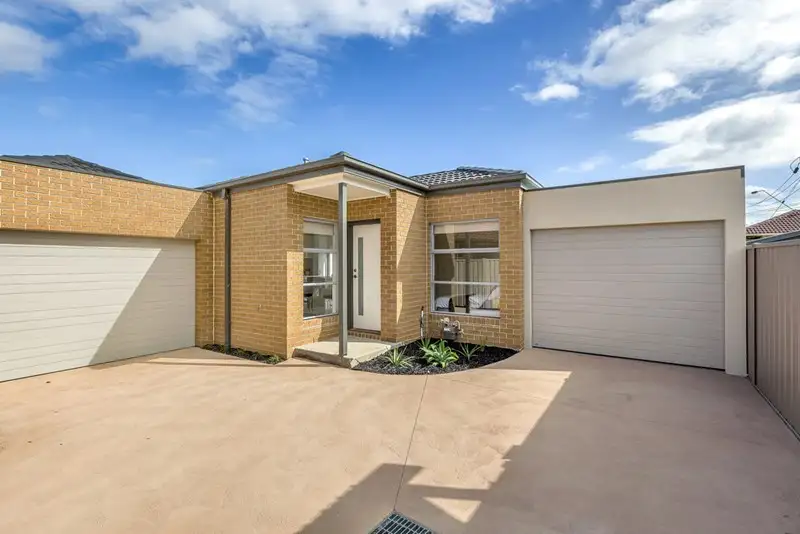 Main view of Homely unit listing, 2/7 Lacey Street, Lalor VIC 3075