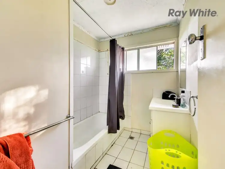 Seventh view of Homely house listing, 4 Warry Street, Gailes QLD 4300