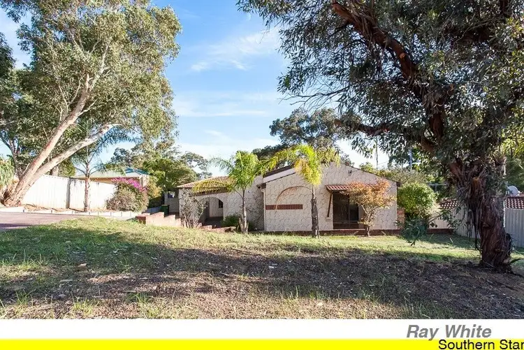 Second view of Homely house listing, 6 Onyx Road, Mount Richon WA 6112