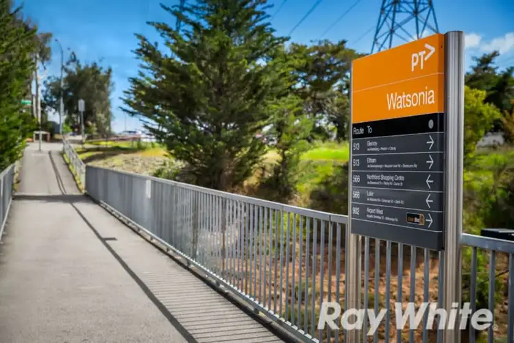 Fifth view of Homely house listing, 4 Lynette Court, Watsonia VIC 3087