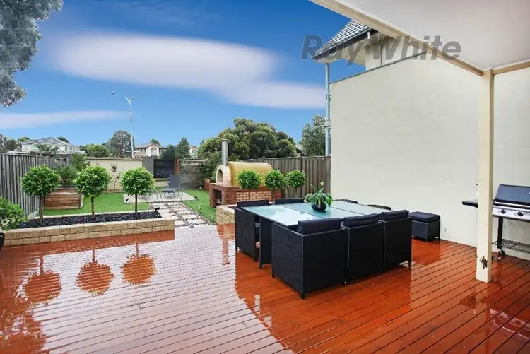 21/1 Greg Norman Drive, Point Cook VIC 3030