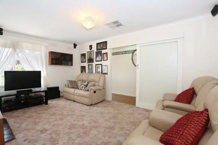 Fifth view of Homely house listing, 27 Louise Street, Lalor VIC 3075