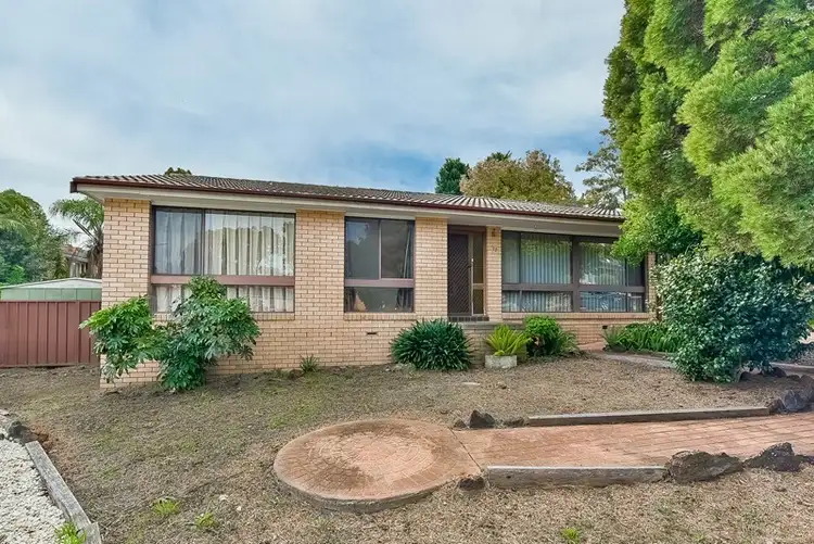 37 Naylor Place, Ingleburn NSW 2565