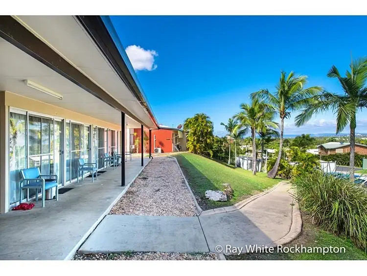 18 Leeds Avenue, Kawana QLD 4701
