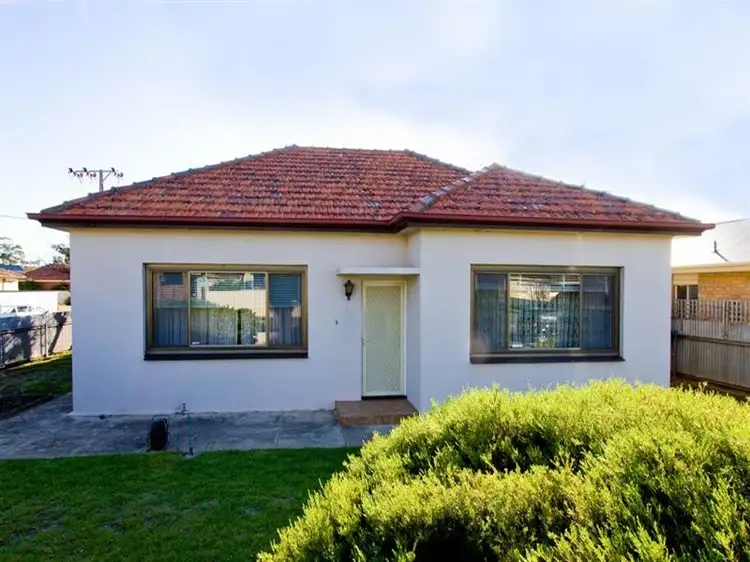 Main view of Homely house listing, 4 Kingborn Avenue, Seaton SA 5023