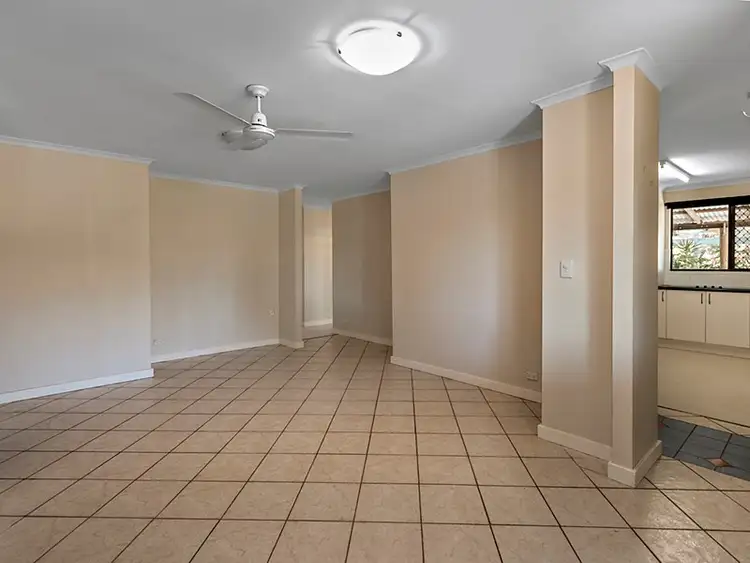 Seventh view of Homely house listing, 2 Pargi Close, Waggrakine WA 6530