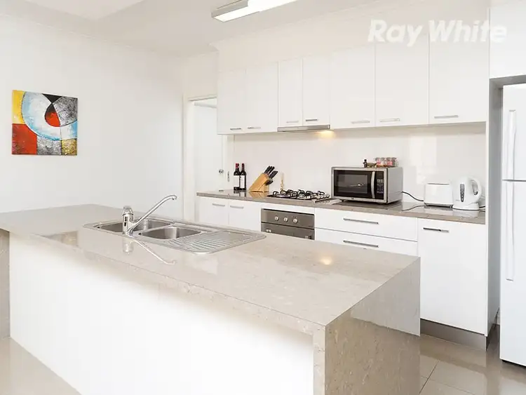 Second view of Homely house listing, 5 Stanger Court, Wodonga VIC 3690