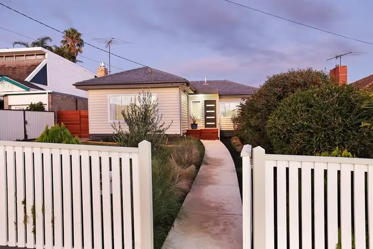 23 Dudley Street, Belmont VIC 3216