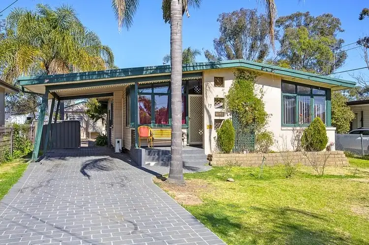 17 Harlow Avenue, Hebersham NSW 2770