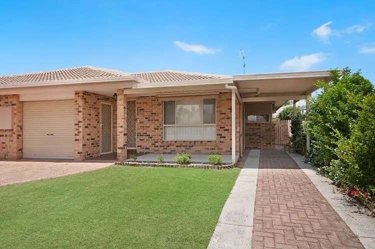 2/24 Heron Court, Yamba NSW 2464