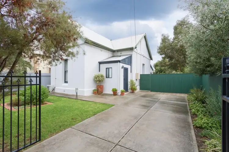 51 Jetty Road, Largs Bay SA 5016