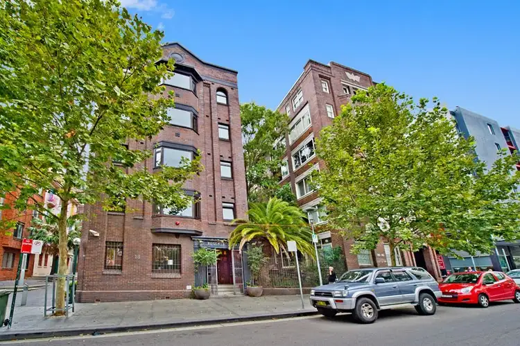 Main view of Homely studio listing, 2/18 Springfield Avenue, Potts Point NSW 2011