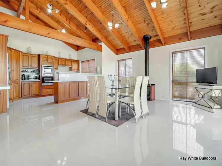 2 Homestead Place, Mill Park VIC 3082