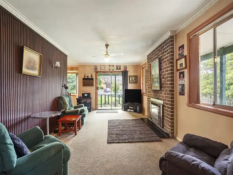 Second view of Homely house listing, 21 Curnola Court, Doncaster VIC 3108