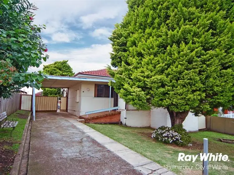 15 Lake Heights Road, Lake Heights NSW 2502