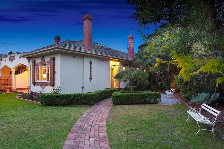 79 Carlisle Crescent, Hughesdale VIC 3166