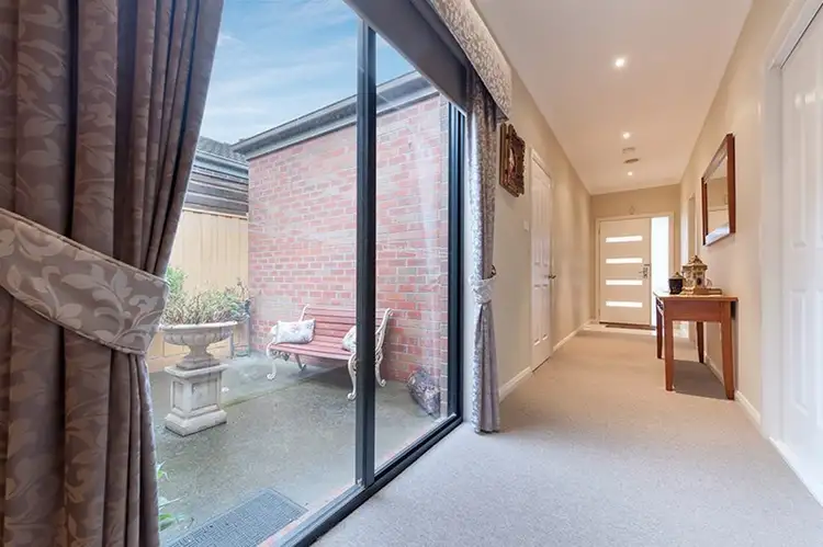 Seventh view of Homely house listing, 33 Dalwhinnie Crescent, Craigieburn VIC 3064
