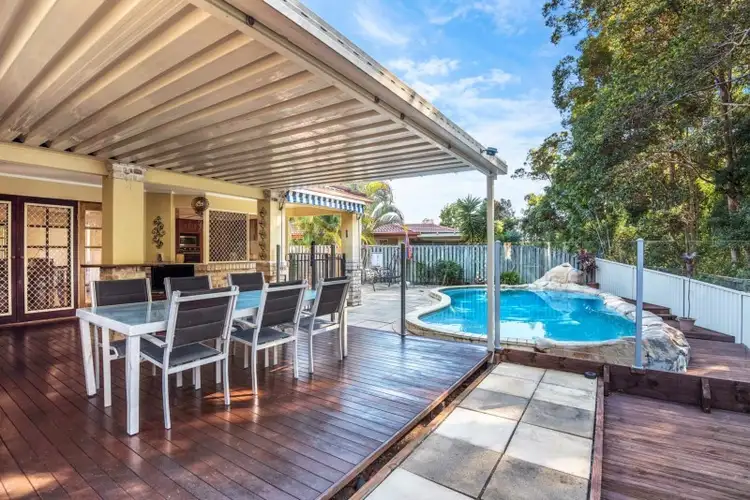 8 Eudonia Court, Elanora QLD 4221