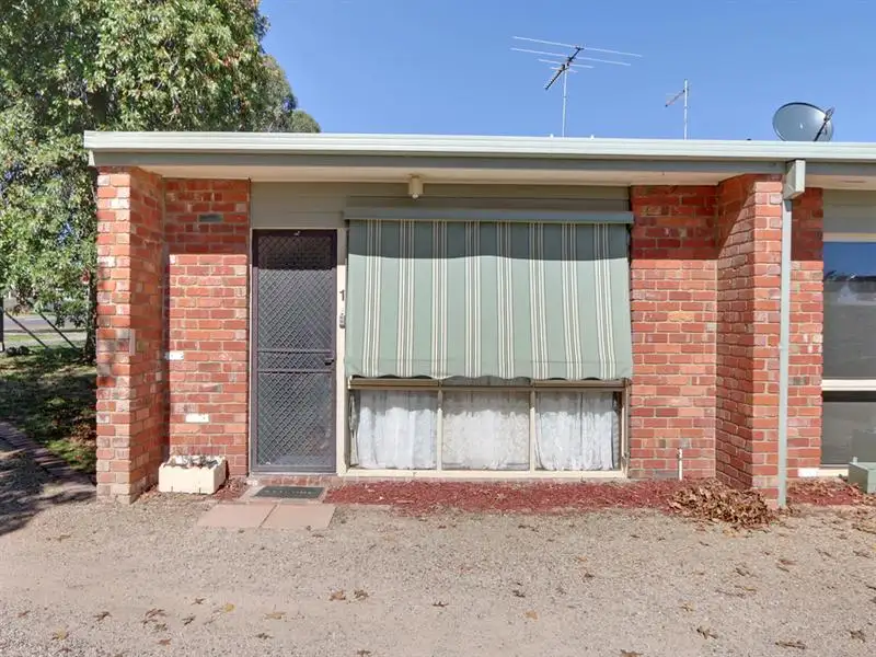 Main view of Homely unit listing, 1/79 Castella Street, Lilydale VIC 3140